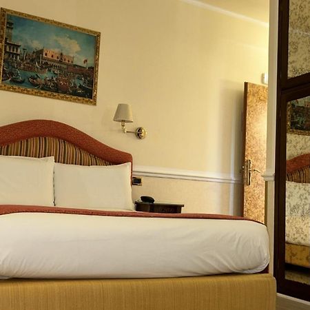 Alloggi Arlecchino Venice Luaran gambar